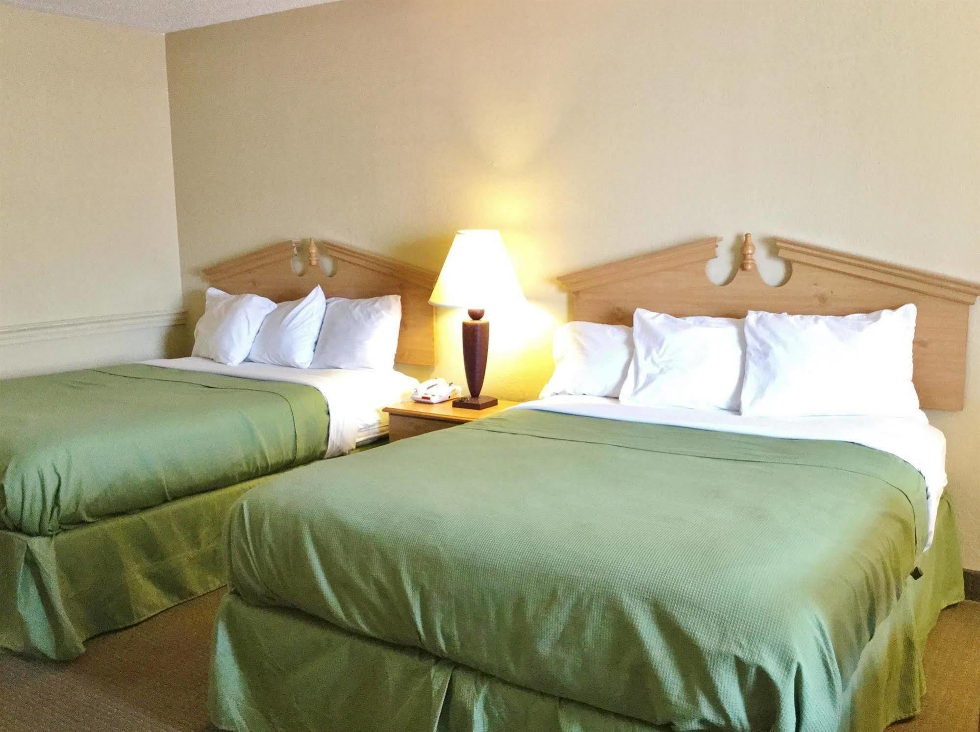 Americas Best Value Inn & Suites Conway Exteriör bild